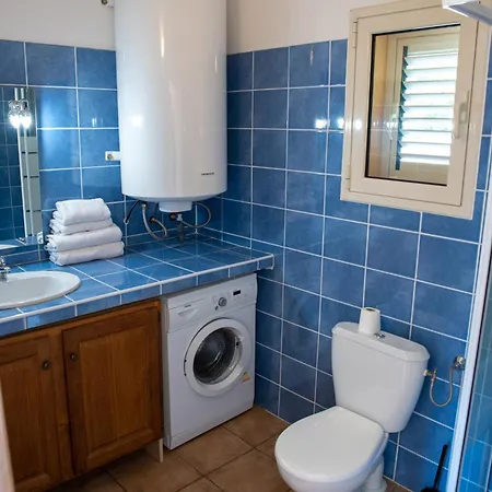 Mini Independante Ideale Et Tres Bien Situee